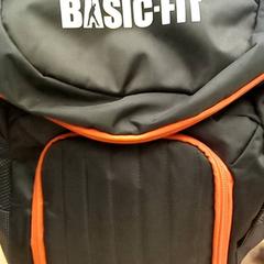 Ryggsekk Basic-Fit, som rapportert av Arriva Den Bosch ved bruk av iLost
