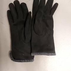 Kläder Handschoenen, rapporterat av Regio West-Vlaanderen med iLost