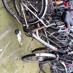 Női kerékpár alurex, amint azt Stadswerk072 az iLost segítségével jelentette.