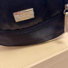 Trousse de toilette, a été signalé par De Tovertuin utilisant iLost