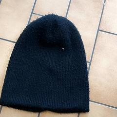 Kleding  - Muts zwart, jak nahlášeno Centraal magazijn pomocí iLost