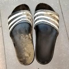 Sandalen, gemeldet von Ziekenhuis Oost-Limburg über iLost