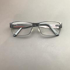 Glasses Black/red, gemeldet von Van Gogh Museum über iLost