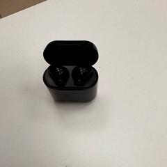 Headphones, as reported by ilévia using iLost