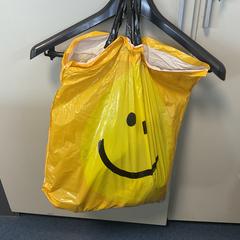 Plastic zak Jumbo がiLostで Breng Arnhem によって報告されました
