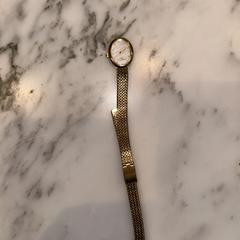Gouden horloge, iLost'a bildirildiği gibi