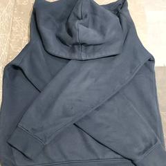 Kleidung - hoodie, gemeldet von Regio Antwerpen - Brussel über iLost