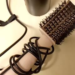 헤어 드라이어 Beige, iLost를 사용하여 Mövenpick Hotel Amsterdam City Centre에 보고됨