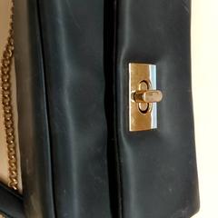 Saco - Handtas, como reportado por Centraal magazijn utilizando o iLost