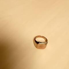 Squillo, come riportato da Mövenpick Hotel Amsterdam City Centre utilizzando iLost