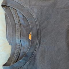 Kleding, som rapportert av Inntel Hotels Amsterdam Landmark ved bruk av iLost