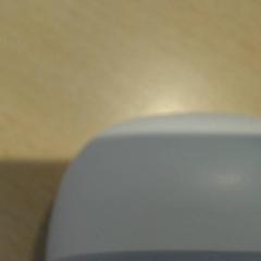 Auricolari senza fili Wit QCY, come riportato da Walibi Holland utilizzando iLost