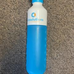 병 Dopper blauw, iLost를 사용하여 Burgers' Zoo에 보고됨
