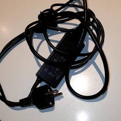 Adapter, as reported by Campus Den Haag using iLost