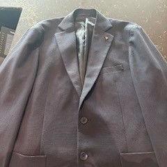 Blazer, segundo informou Van der Valk Hotel Veenendaal usando iLost