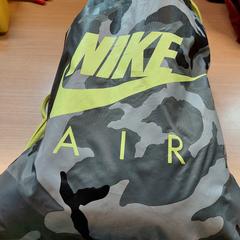 İLost kullanarak Centraal magazijn tarafından bildirildiği gibi Turnpike çantası