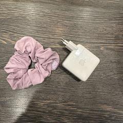 Adaptador & Banda per al cap, segons ha informat WestCord Hotel Eindhoven mitjançant iLost