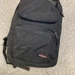 حقائب الظهر والحقائب النهارية، كما تم الإبلاغ عنه بواسطة Regio Oost-Vlaanderen عبر iLost