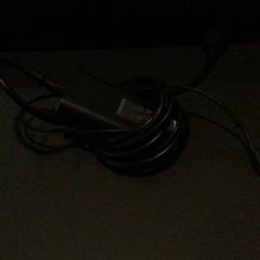 Cargador de portátil Dell, segundo informou Van der Valk Hotel Amsterdam Zuidas usando iLost