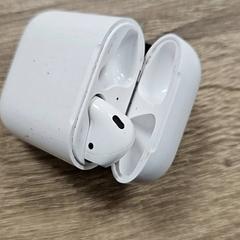 Hörlurshållare, rapporterat av RRReis IJssel-Vecht Lelystad med iLost