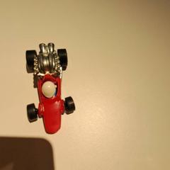 Juguete Auto rood, ha sido reportado por IKEA Wilrijk con iLost