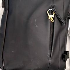 バックパック Zwart がiLostで Arriva Friesland / Groningen によって報告されました