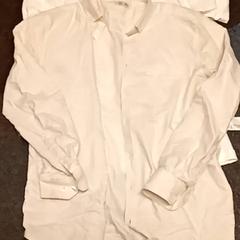 셔츠, iLost를 사용하여 Mövenpick Hotel Amsterdam City Centre에 보고됨