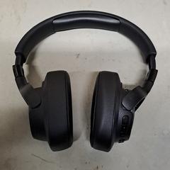 Koptelefoon، كما تم الإبلاغ عنه عبر iLost