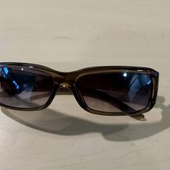 Lentes - Zonnebril, segundo informou Centraal magazijn usando iLost