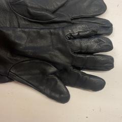 Rękawiczki, zgłoszono przez GVB przy użyciu iLost