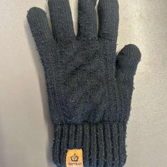 Eskularrua zwart, gisa salatu by Gebo Tours iLost erabiliz