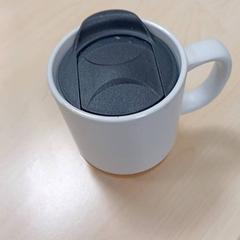 Bögre Wit met bruine onderkant, amint azt Heidelberglaan 15 az iLost segítségével jelentette.