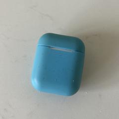 Airpods case met siliconen hoesje, segundo informou a iLost