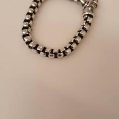 Náramek Zilver, jak nahlášeno HvA Amstelcampus pomocí iLost