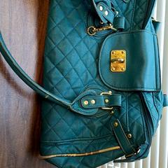 Håndveske Rahman, som rapportert av Connexxion Haarlem IJmond ved bruk av iLost