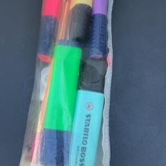 Pennenzak, segundo informou Universiteit Gent - Faculteitsbibliotheek LW usando iLost