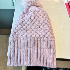 Bonnet, a été signalé par Madurodam utilisant iLost