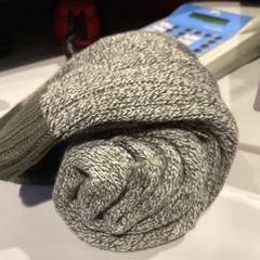 Scarf, as reported by MEININGER Hotel Paris Porte de Vincennes using iLost
