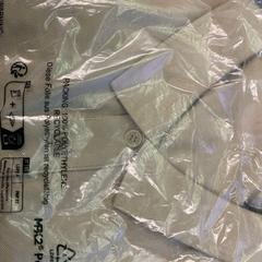 Tshirt, zoals gemeld door Eindhoven Airport met iLost