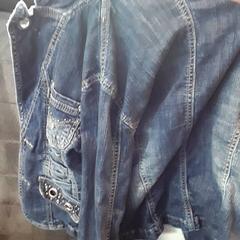 Denim jacket, as reported by EBS Tramplein using iLost