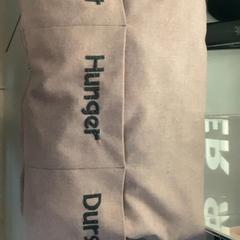 Almohada Purple, ha sido reportado por MEININGER Hotel Budapest Great Market Hall con iLost
