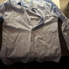 Bluse, som rapportert av WestCord Hotel Eindhoven ved bruk av iLost