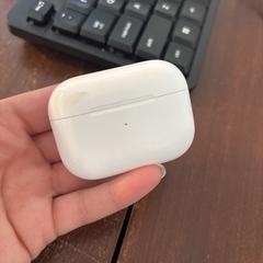 AirPod case がiLostに報告されました