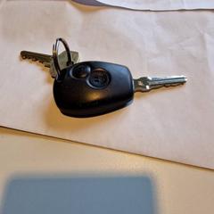 Llave de coche Met huissleutel, ha sido reportado por Gemeente Roermond con iLost