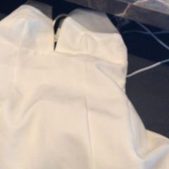 Jurk White dress, zoals gemeld door Van der Valk Hotel Amsterdam Zuidas met iLost