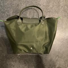 Kabelka Groen, jak nahlášeno Gemeente Amsterdam pomocí iLost