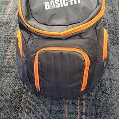 حقائب الظهر والحقائب النهارية Grijs basic fit، كما تم الإبلاغ عنه بواسطة Transdev Gooi en Vechtstreek عبر iLost