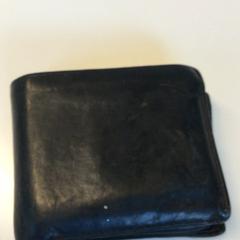 Portemonnee Van den Heuvel، كما تم الإبلاغ عنه بواسطة Gemeente Haarlem عبر iLost