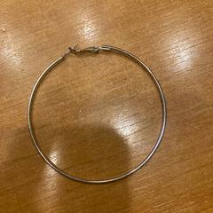 Oorbel, iLost를 사용하여 Pathé Groningen에 보고됨