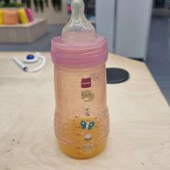 Bouteille, a été signalé par IKEA Haparanda utilisant iLost